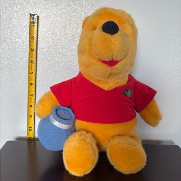 Mattel Winnie the Pooh Teddy Bear With Honey Pot Stuffed Animal Plush 1994 *READ - Picture 5 of 11